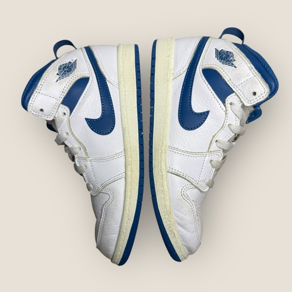 Nike Air Jordan 1 Mid White/Blue – Kids’ Size 3Y - Picture 5 of 13